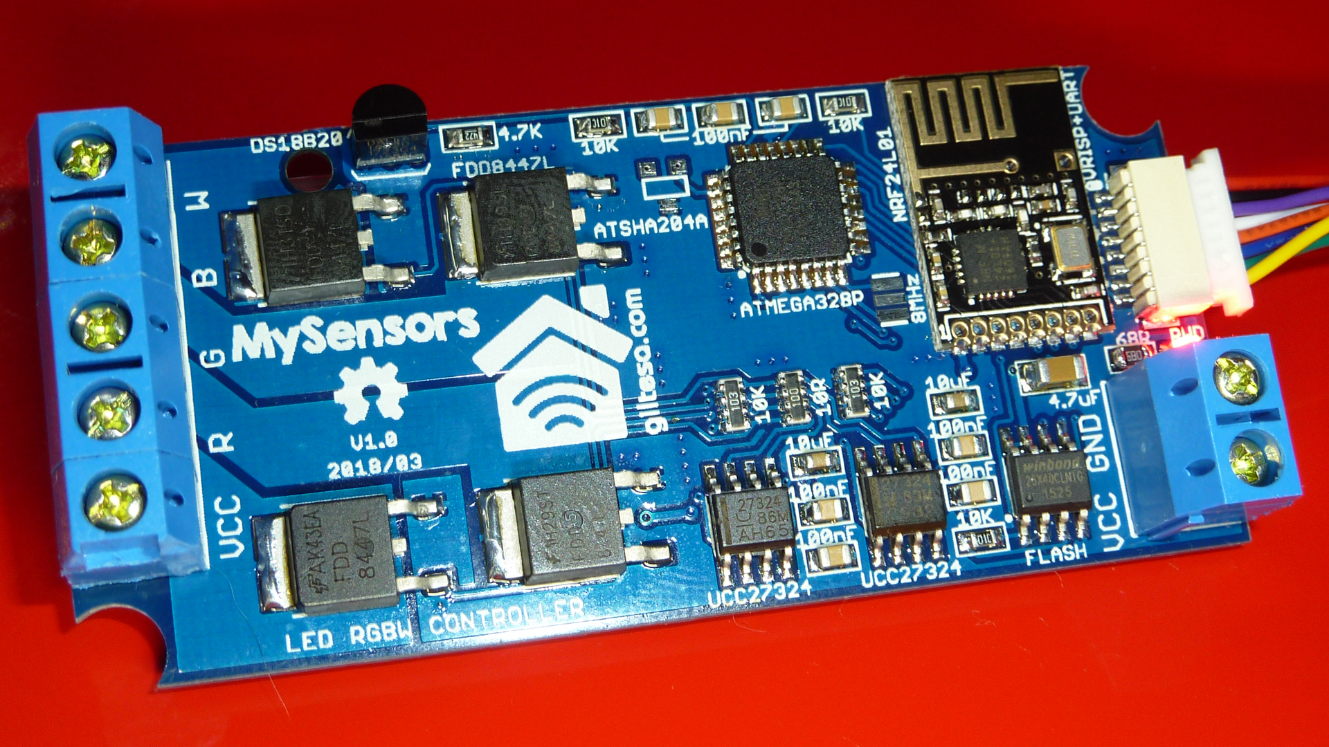 LED RGBW Controller OpenHardware.io Enables Open Source Hardware